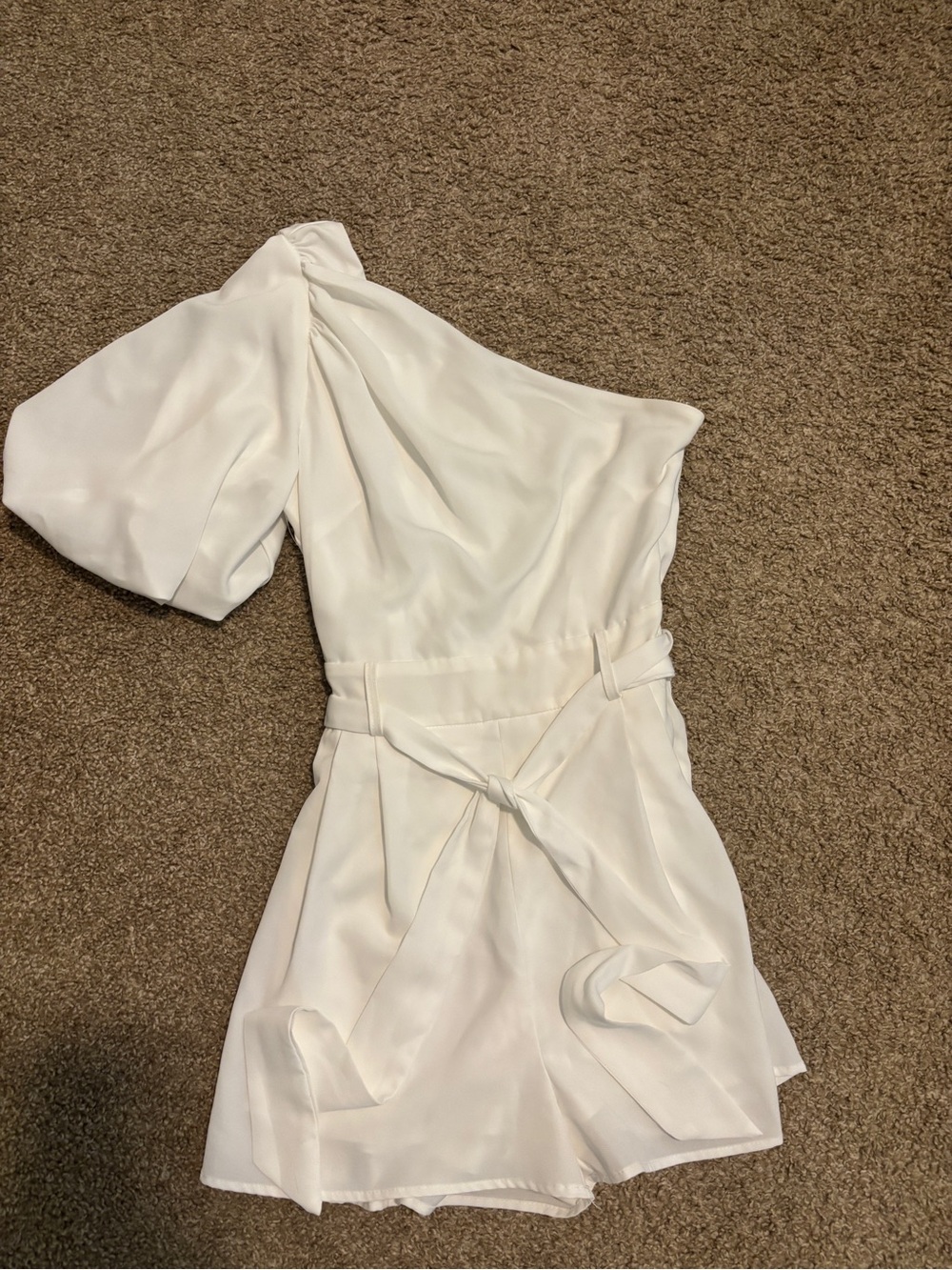 entro White One-Shoulder Romper with Puff Sleeve and Tie Waist